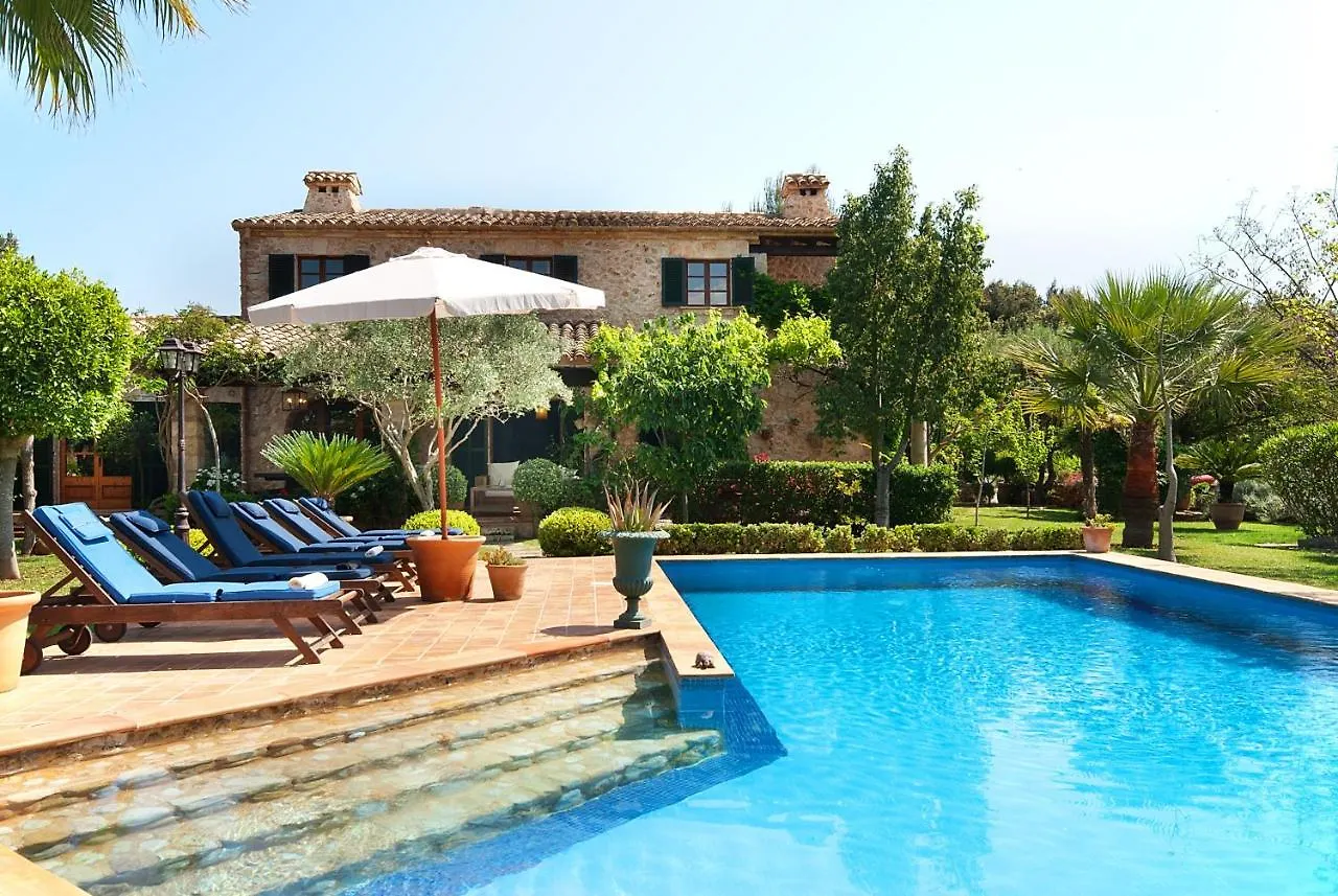 Can Mir Villa Port de Pollenca Spain