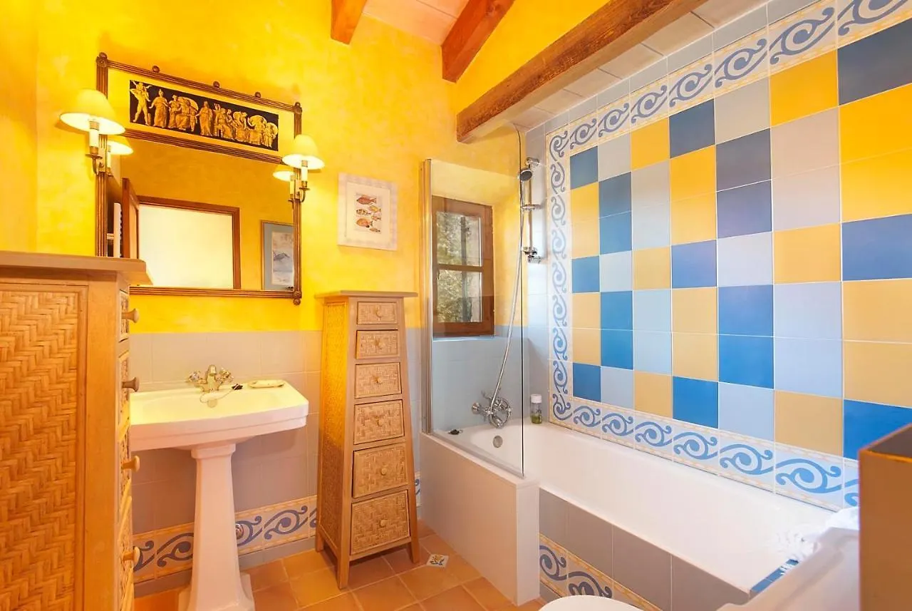 Can Mir Villa Port de Pollença Spagna